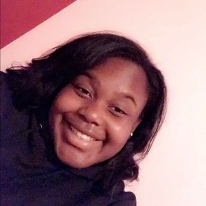 Meet your Posher, Leah